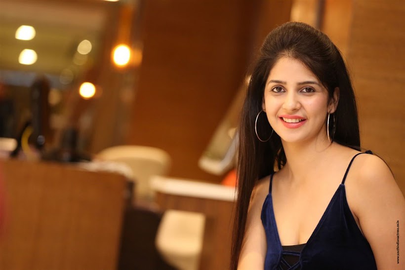 Kashish Vohra at Saptagiri LLB Movie interview 