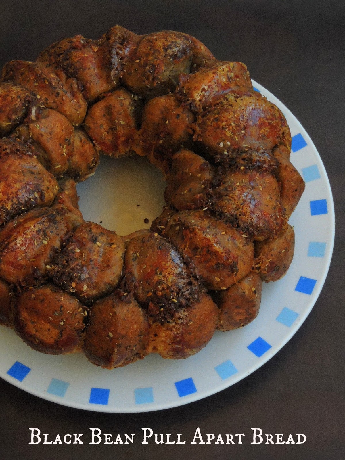 Priya's Versatile Recipes Garlic & Cheese Black Bean Pull Apart Bread