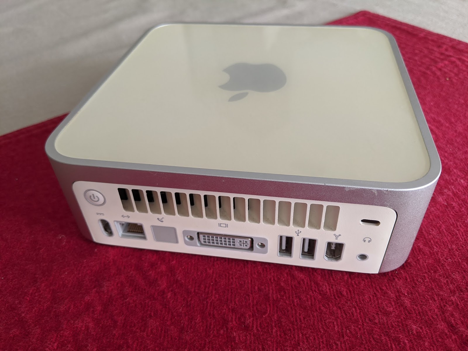 Old Vintage Computing Research Refurb weekend Mac mini G4