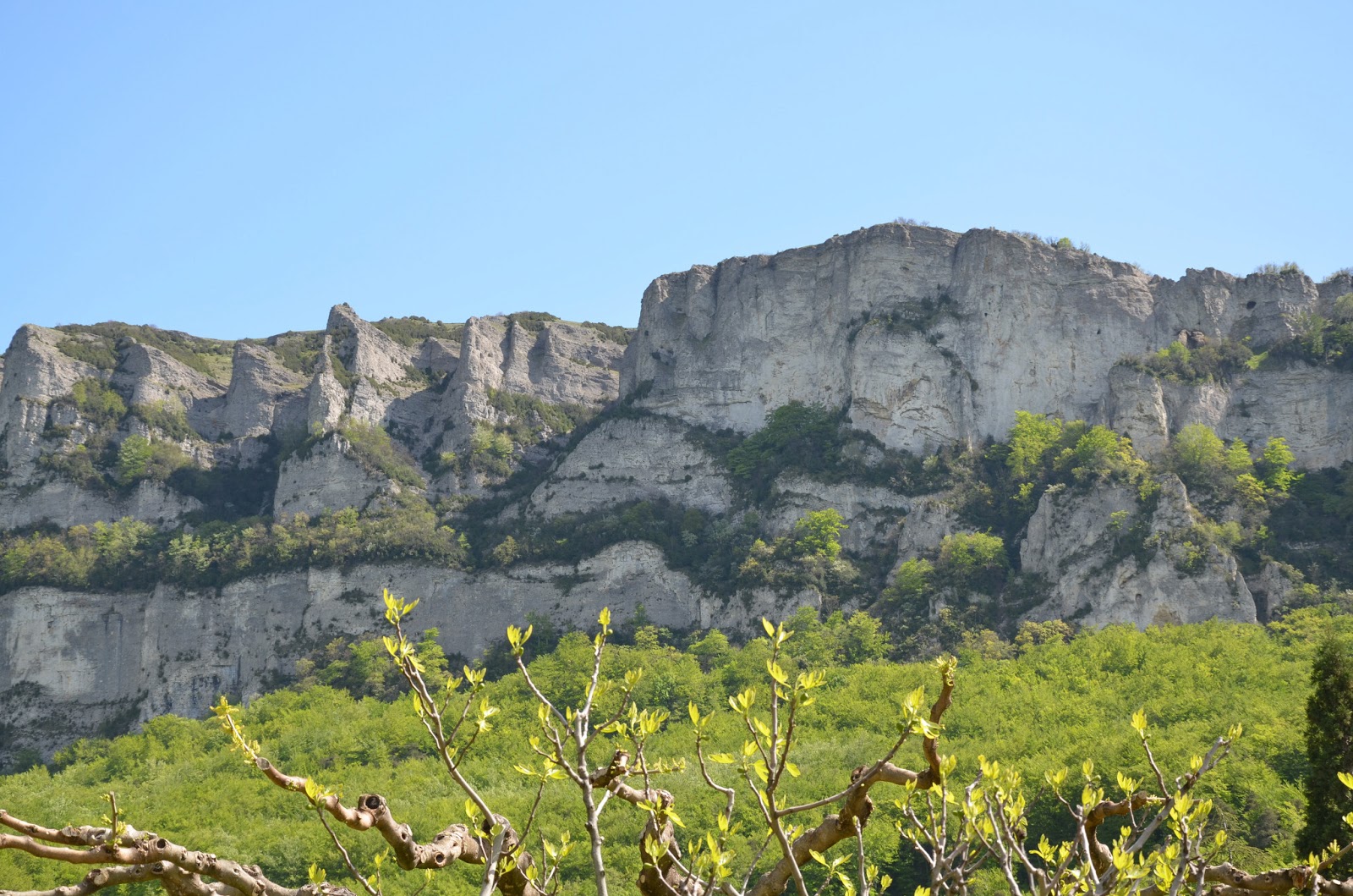 DROMESCAPE Randonnées en Drôme et Escapades photographiques SerreGros entre Le PoëtLaval et