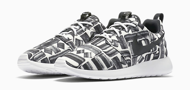 nike roshe print sneakers