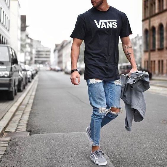 calça preta masculina com rasgo no joelho