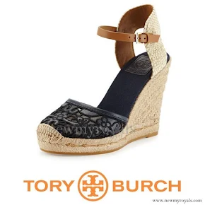 Queen Maxima wore Tory Burch Lucia Lace Wedge