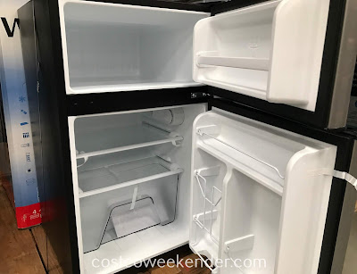 Costco 7716231 - Your dorm room isn't complete without the Willz Compact Refrigerator