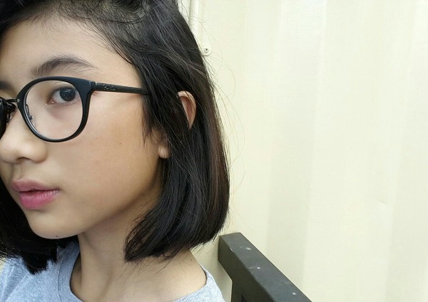Cara Bikin Foto Selfie Keren - gaya selfie kekinian
