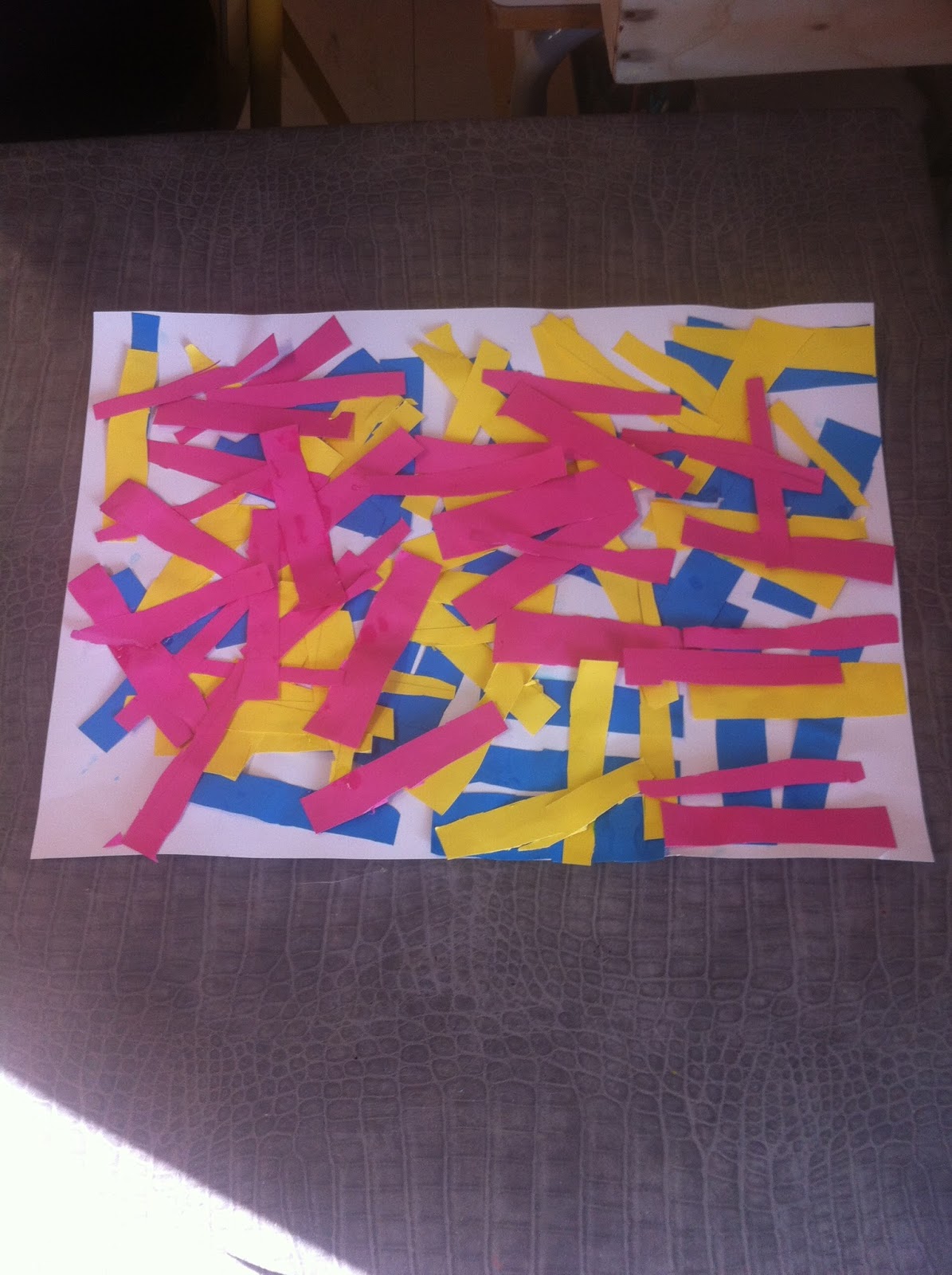 Classe de Sandrine découpage et collage