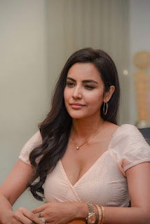 Tamil Actress Priya Anand Stills At LKG Movie Press Meet Tamil Actress Priya Anand Stills At LKG Movie Press Meet