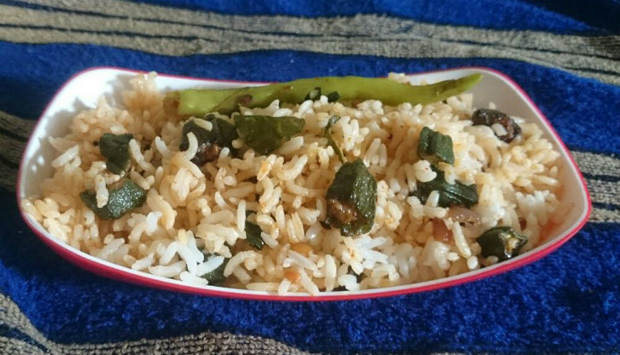 Bhendi fried rice Indian Famous Recipes