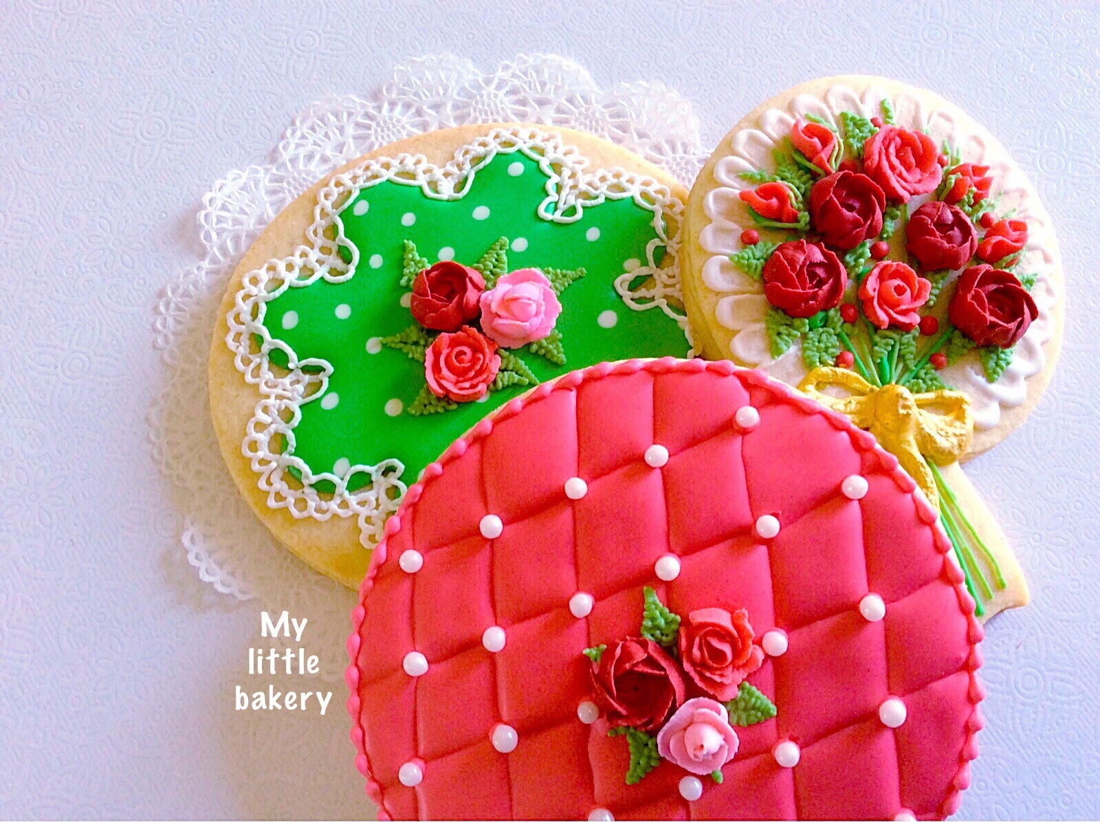 My little bakery 🌹 Birthday cookie set..Perfect for Mothers Day. (with
