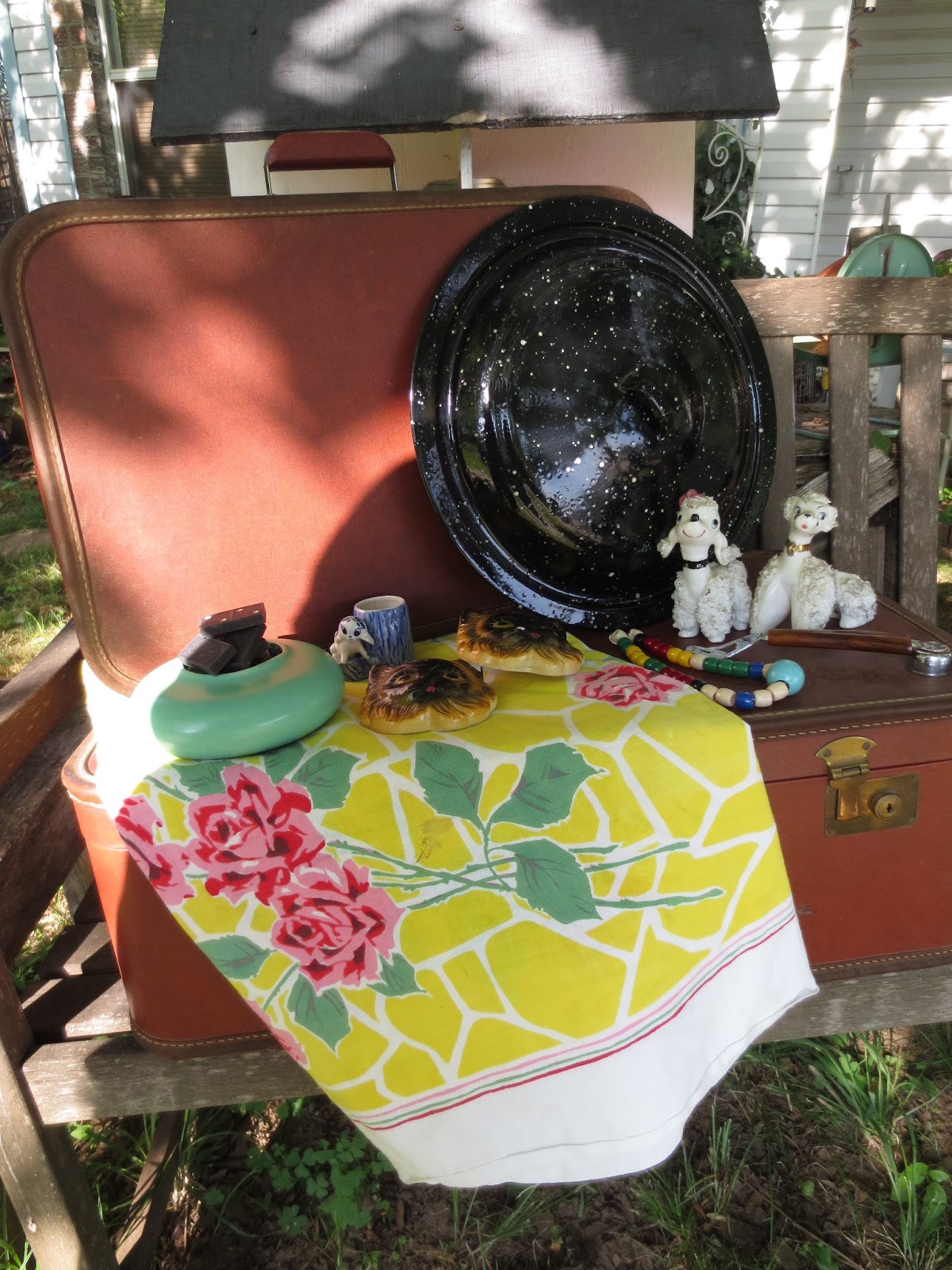 Bargain Hunter S Paradise Discover Incredible Finds At Joplin S Garage Sales - 6egtglv