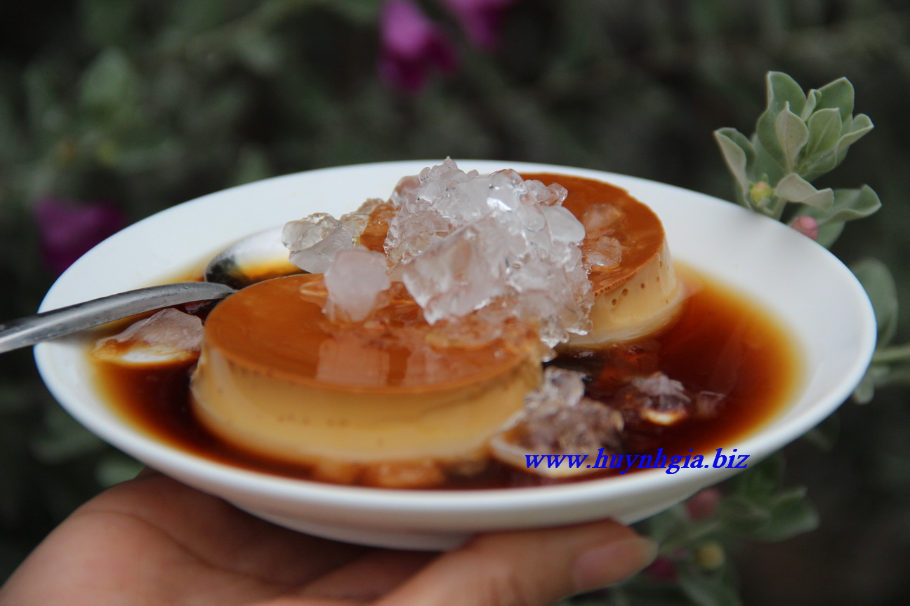 Cách làm bánh flan dễ dàng, mịn như tào phớ