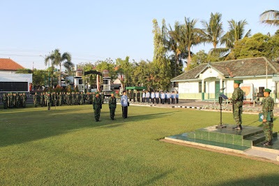 DANDIM SRAGEN PIMPIN UPACARA BENDERA MEMPERINGATI HARI KEBANGKITAN NASIONAL KE-109