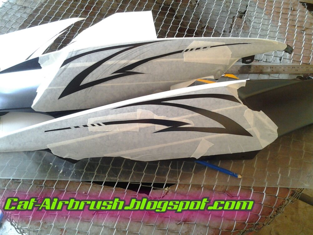 Catairbrush.blogspot.co.id Airbrush grafis body belakang Vixion