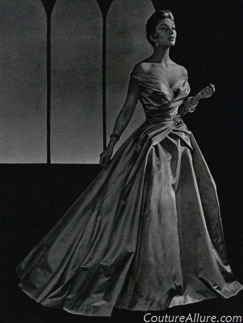 Couture Allure Vintage Fashion: Weekend Eye Candy - Jean Patou, 1954