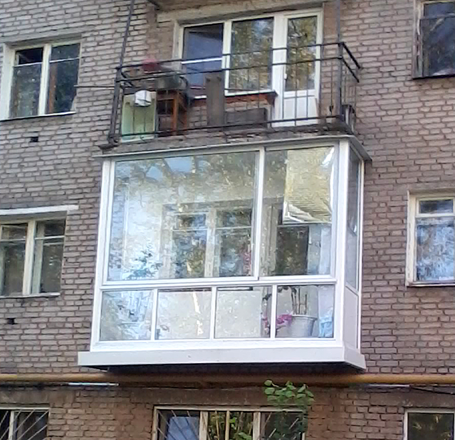 Балконы в общежитиях. Прозрачный балкон. Стеклянный балкон в хрущевке. Стеклянный балкон в пятиэтажке. Полностью остекленный балкон.
