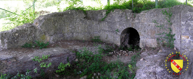 Le bassin de sortie de l'aqueduc de Gorze à Ars-sur-Moselle