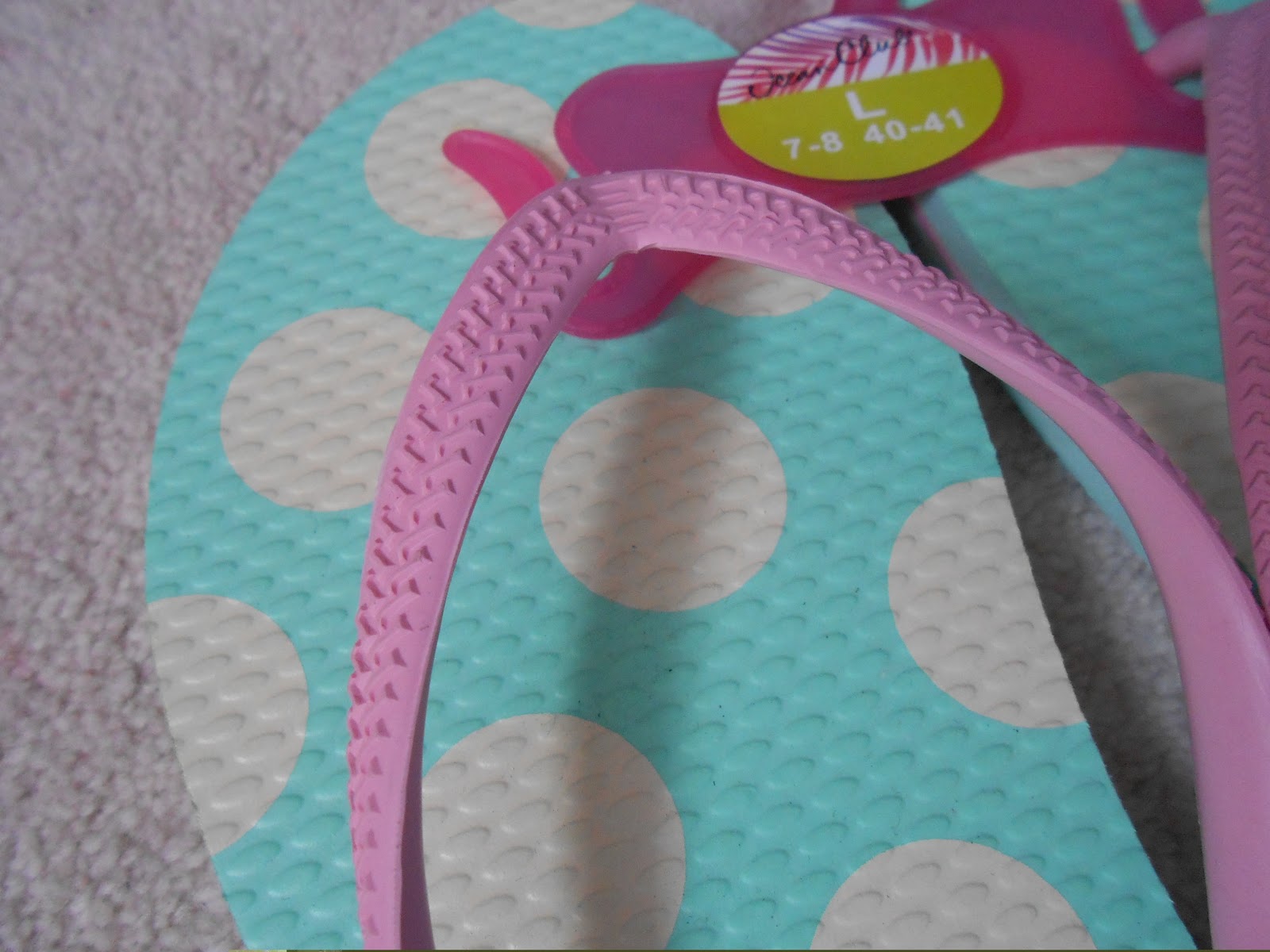 Fashion, Shopping and Clothes!: I'm raving about PRIMARK FLIP FLOPS