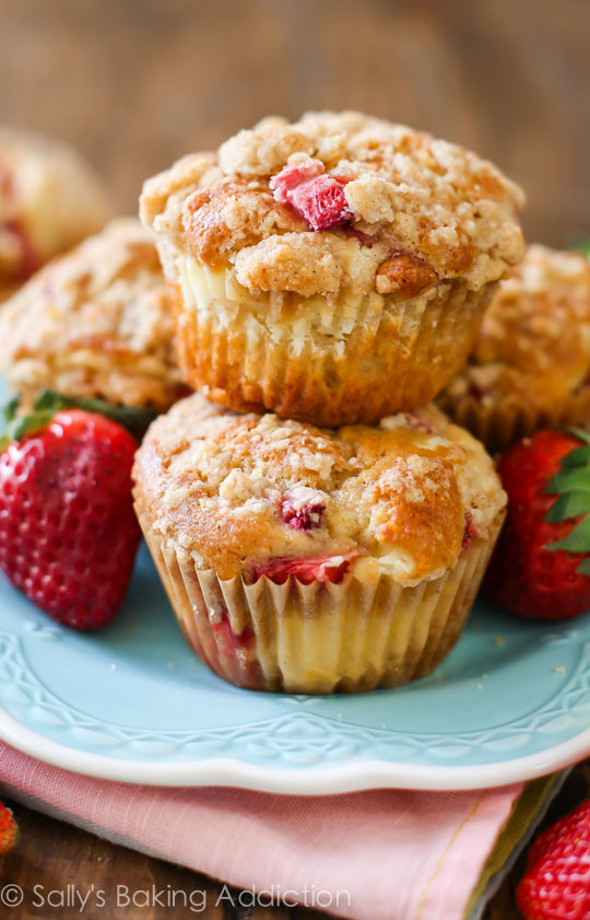 #Recipe : Strawberry Cheesecake Muffins