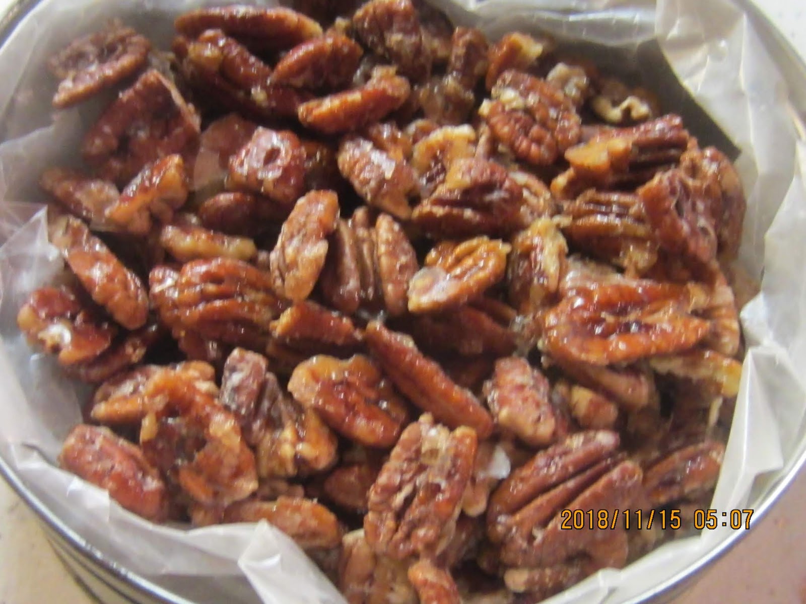 THE FOOD OF LOVE Spicy and Sweet Pecans (AKA "Crack Nuts")