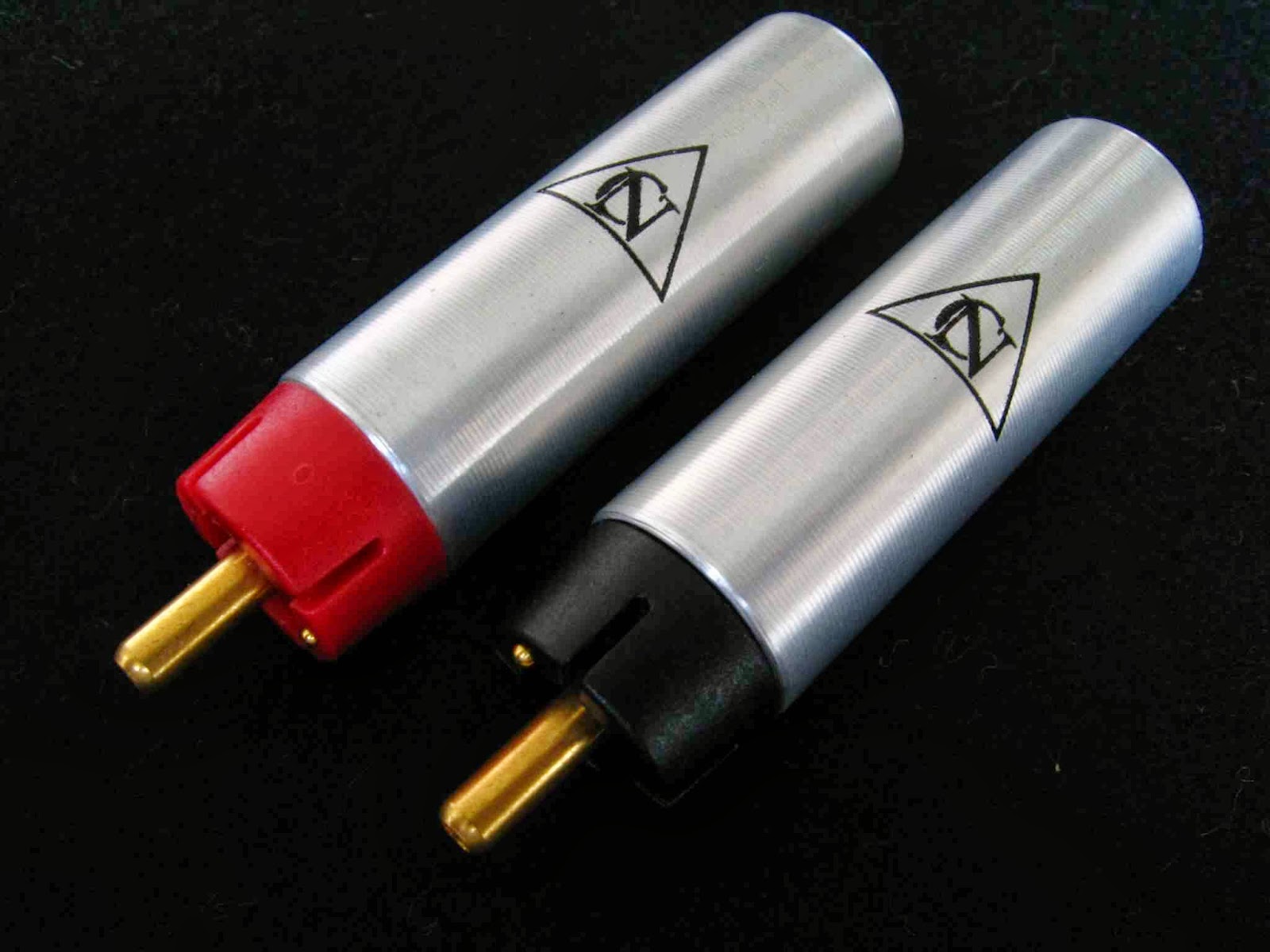 Mono and Stereo High-End Audio Magazine: Neutral Cable The NEUTRAL PLUG RCA