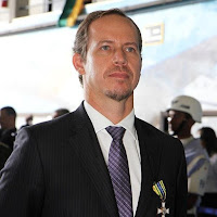 Resultado de imagem para Ricardo Cappelli Jornalista, especializado em Administração Pública pela Fundação Getúlio Vargas (FGV).