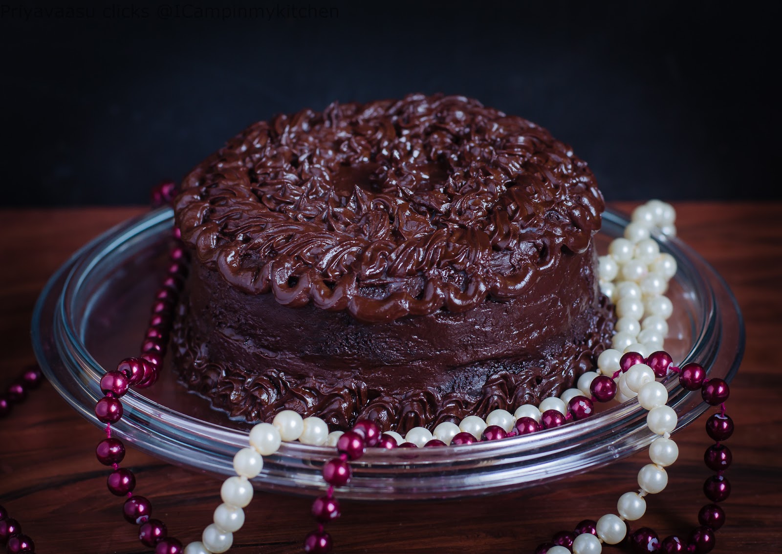 Vegan Chocolate cake with chocolate ganache I Camp in my Kitchen