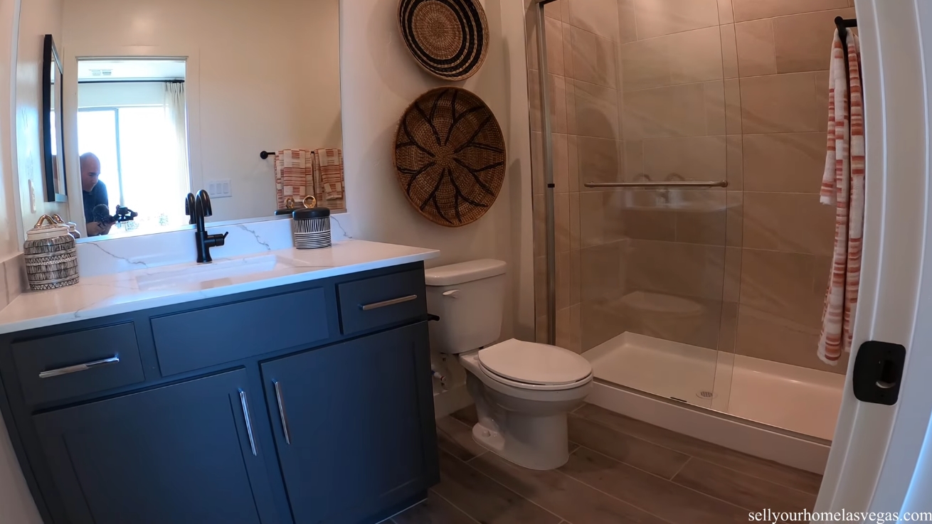 20 Photos vs. Desert Living Modern Design | Model Home For Sale Henderson Las Vegas | $763,050 | 2,967sqft Pool - Luxury House & Interior Design Video Tour 20 Photos vs. Desert Living Modern Design | Model Home For Sale Henderson Las Vegas | $763,050 | 2,967sqft Pool - Luxury House & Interior Design Video Tour
