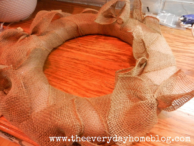 Burlap Wreath Instructions by The Everyday Home #burlap #wreaths #crafts #DIY #michaels