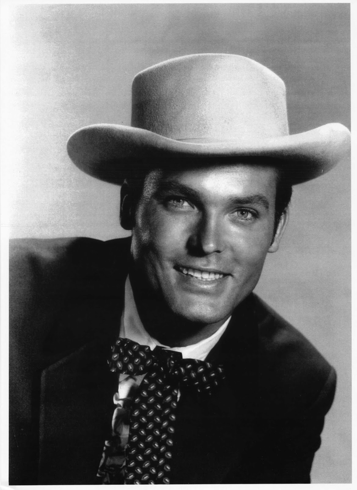 VINTAGE MEN: TY HARDIN