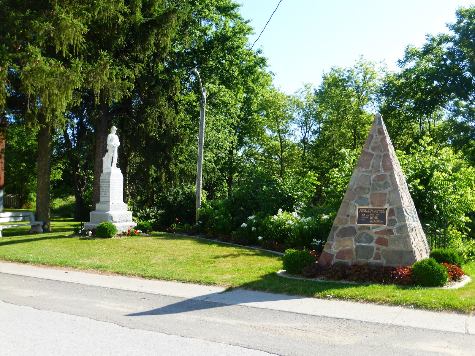 Ontario War Memorials Thorndale