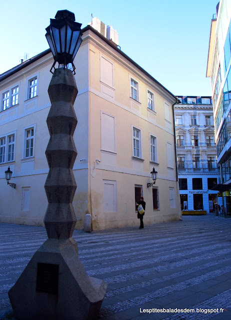 Prague - Lampadaire cubiste
