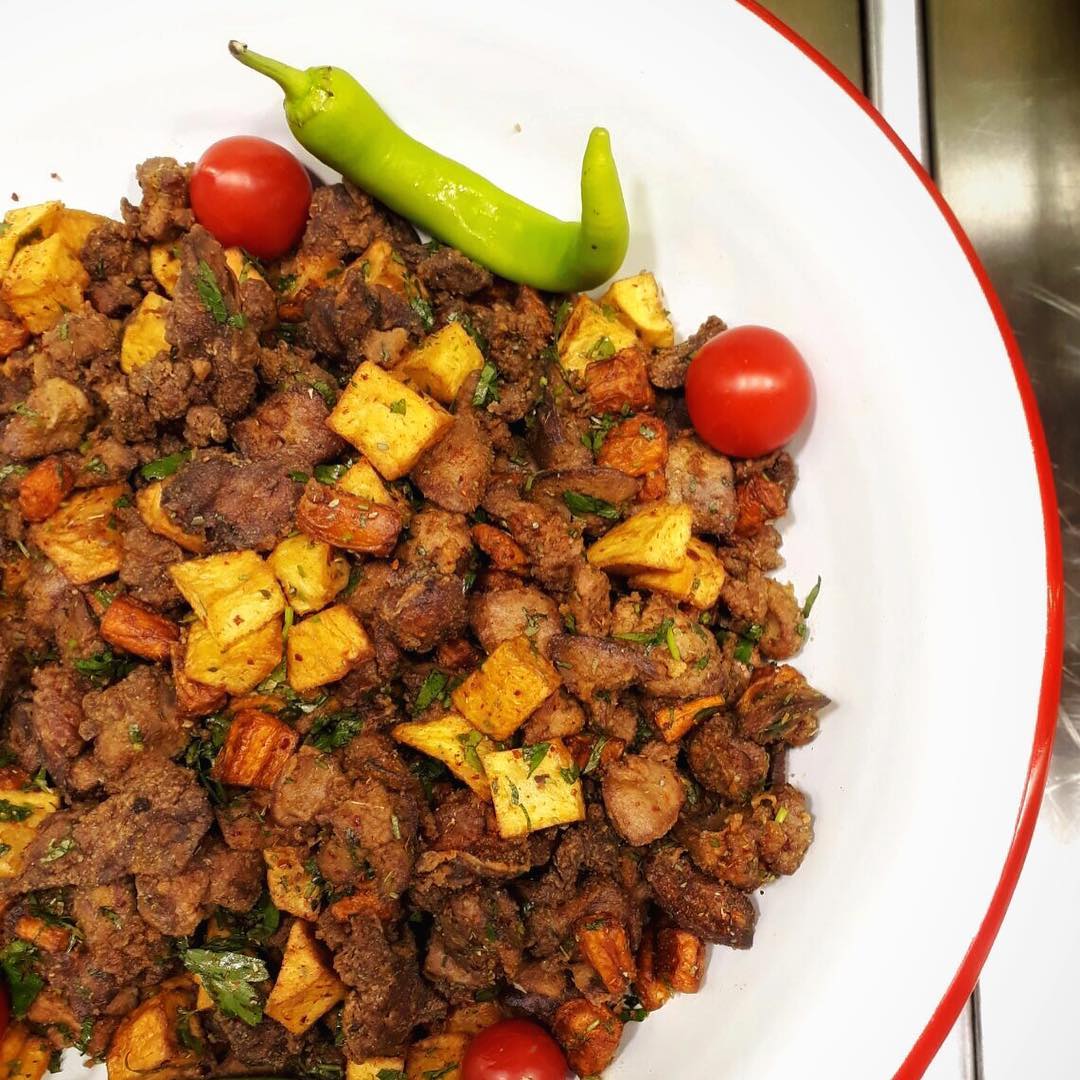 ESBAB GURME CAFE RESTAURANT ÜSKÜDAR İSTANBUL İFTAR SAHUR MENÜLERİ Ne