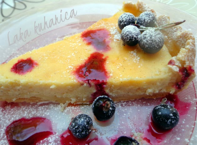 Ricotta and lemon pie by Laka kuharica: simple and creamy, lighter than a cheesecake.