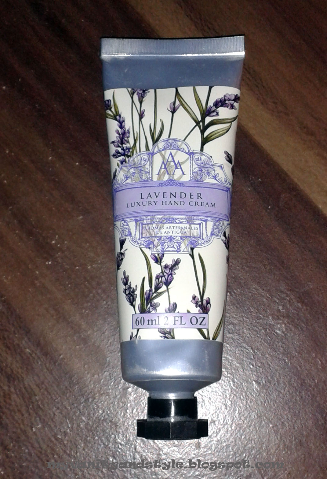 myVanityandStyle: AAA Lavender Luxury Hand Cream