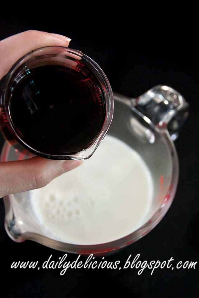 dailydelicious Candied Bacon Maple Ice Cream