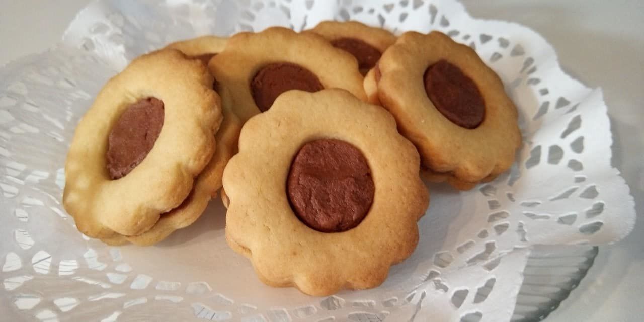 Recipe Marketing Chocolate Buttercream Cookies