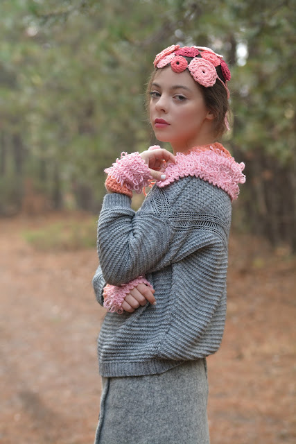 Loopy Crochet Capelet and Warmers