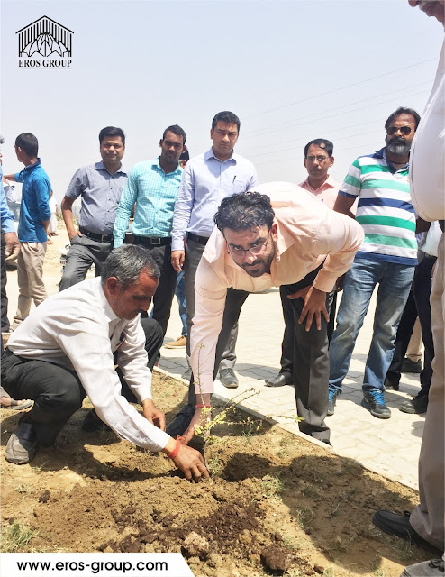 AVNEESH SOOD OF EROS GROUP CONDUCTS PLANTATION DRIVE AVNEESH SOOD OF EROS GROUP CONDUCTS PLANTATION DRIVE