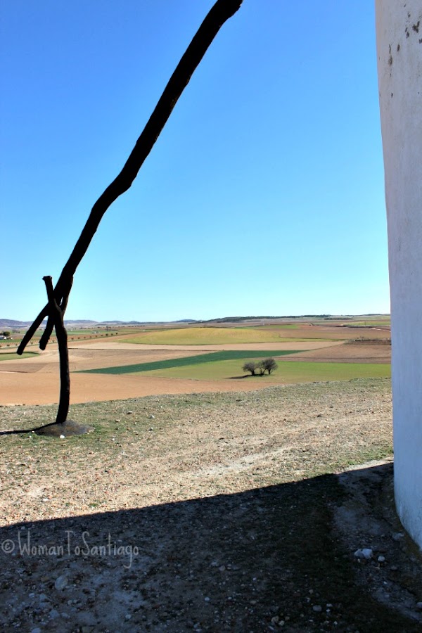 foto de molino y campo