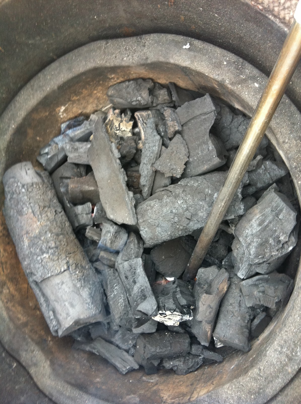 HRM CREATIVE BBQ Carbon Vegetable Lump charcoal review
