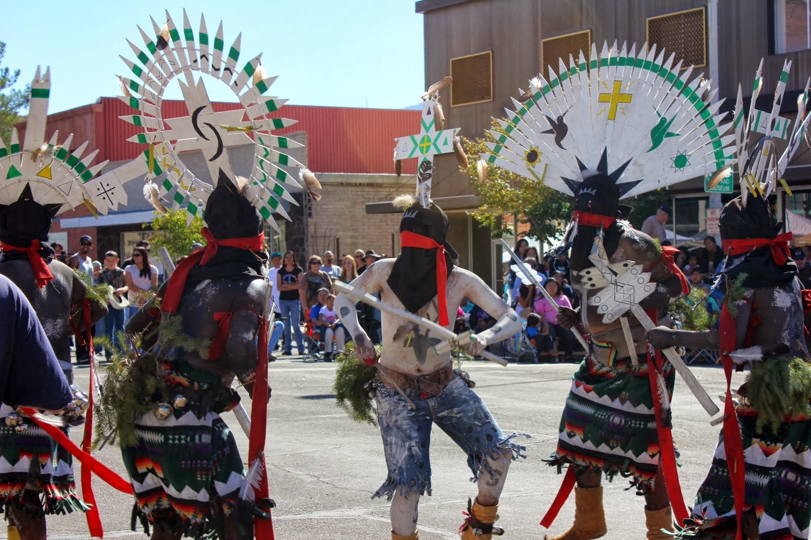 Apache Crown Dancers