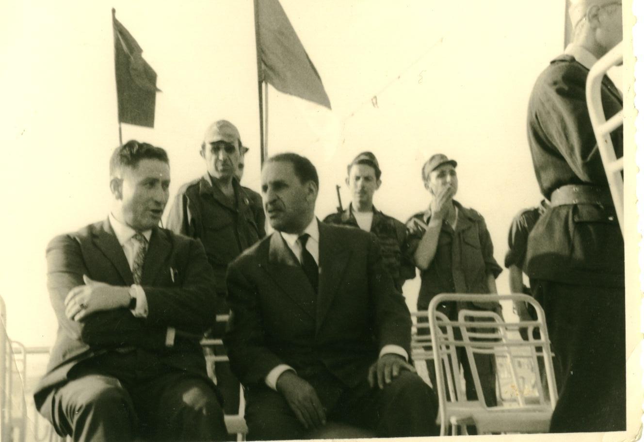 عباس فرحات مسيرة كفاح، من جزائر المقاطعة الفرنسية إلى جزائر الجمهورية الجزائرية المستقلة - بوابة الجزائر