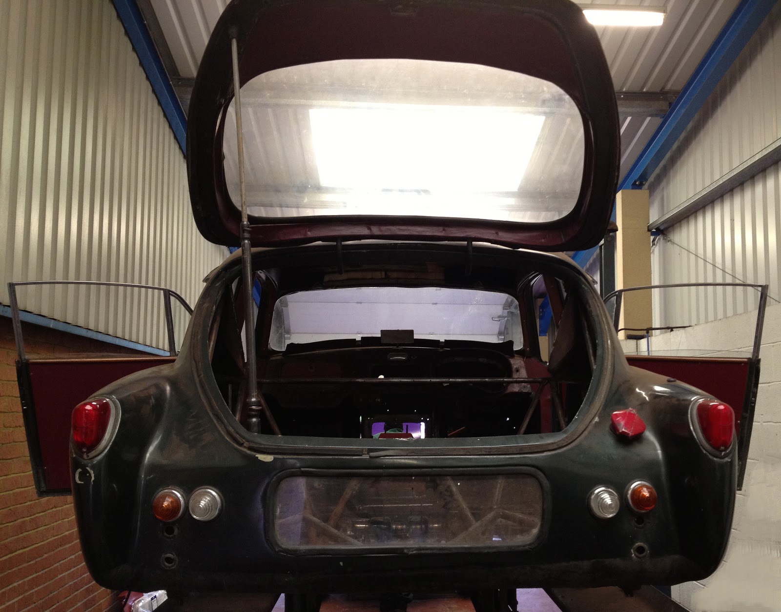 Spencer Lane-Jones Ltd: AC Aceca full chassis restoration