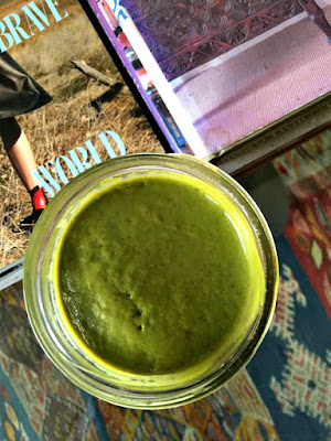 http://urbannaturale.com/groovy-green-ginger-berry-smoothie-10-smoothies-for-energy-and-vitality/