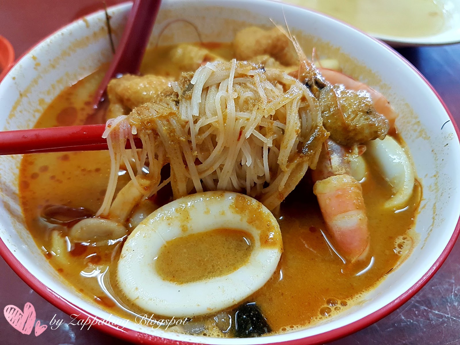 咖喱Laksa传统辣面条 库存图片. 图片 包括有 马来语, 多士, 蒸汽, 豆腐, 普遍, 香料, 马来西亚 - 137292025