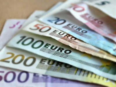 Alcanza el Euro su precio más alto; se oferta en $23.60 en el AICM