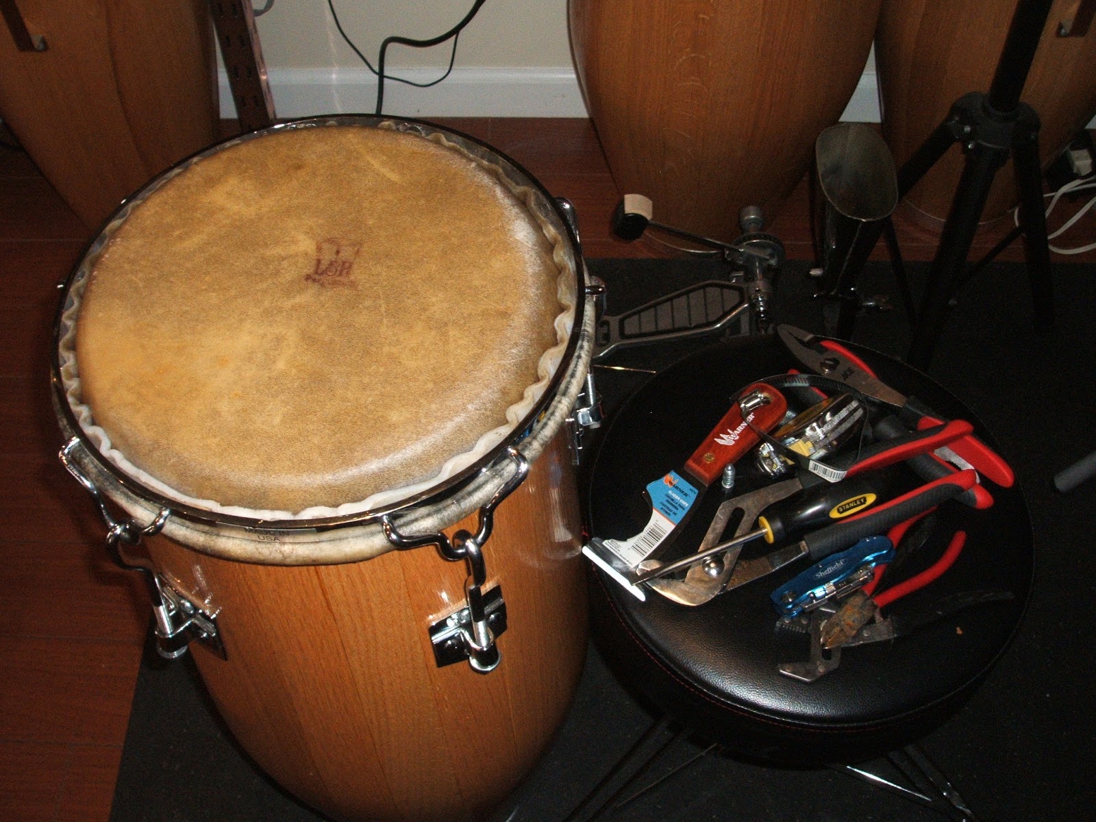 Percussion instrument Monster Skin!