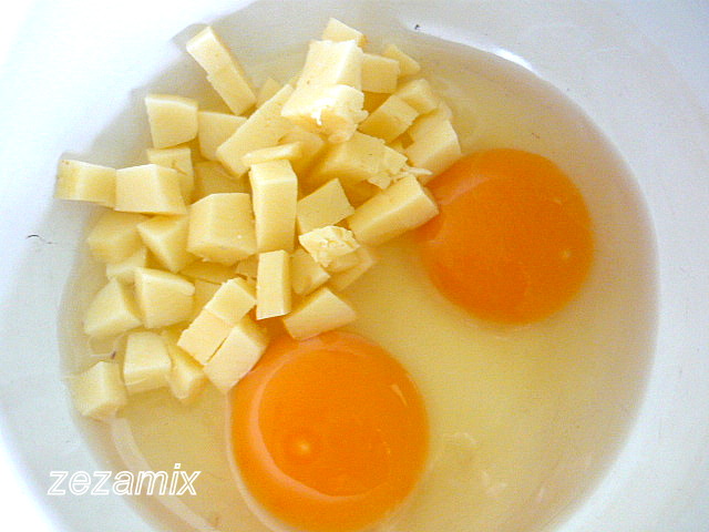 roasted eggs with cheese