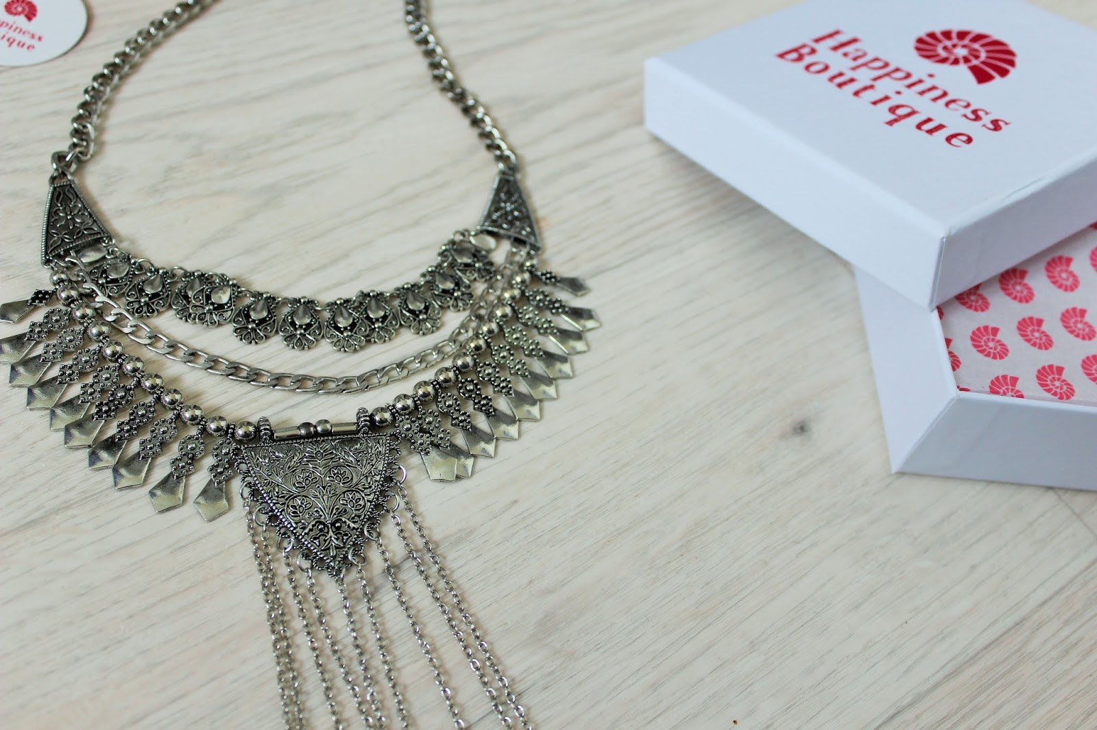 Statement necklace from Happiness Boutique
