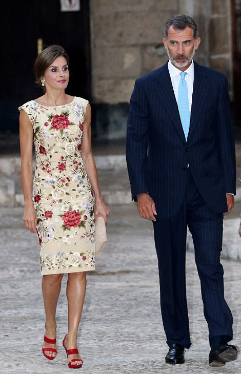 Royal Family Around the World: Spanish Royals Host A Dinner For ...